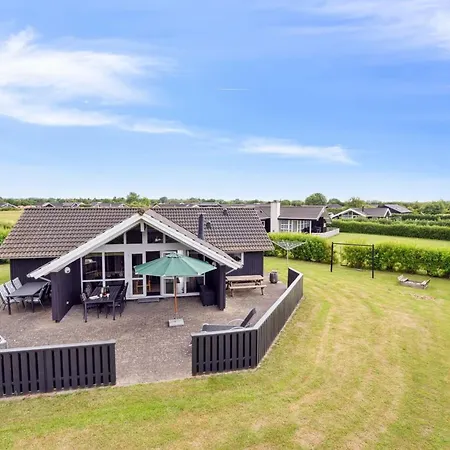 Siggi - 800m From The Sea By Interhome Nedre Lysabild